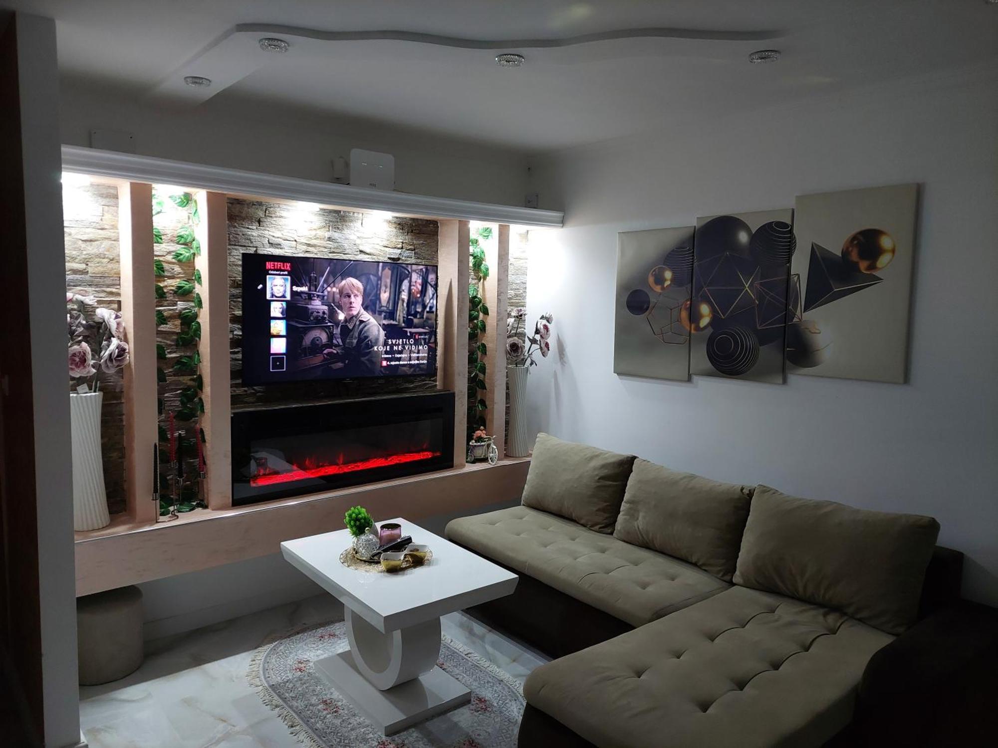 Apartman Star Lux Kula Exterior photo
